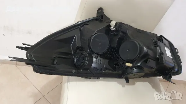 Оригинален десен фар за Renault Clio IV/ Рено Клио 4 (2016-2019), снимка 10 - Части - 48798935