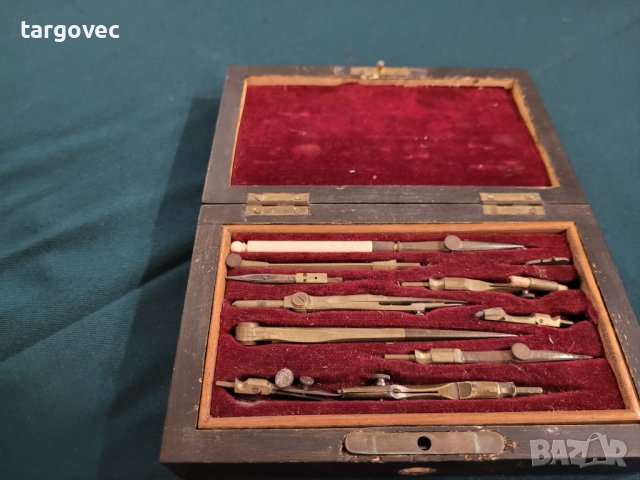 Старинен комплект от пергели за чертане