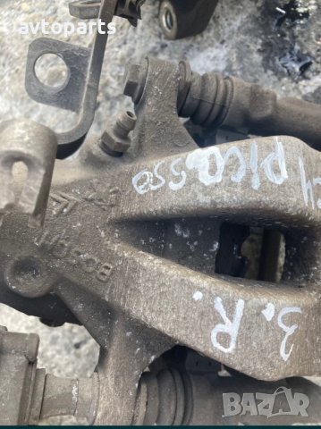 Citroen c4 picasso 2009 година Супорти спирачни апарати 1.6hdi 109кс, снимка 6 - Части - 40554243