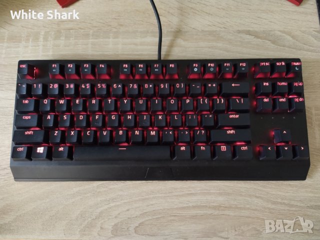 Геймърска клавиатура Razer Blackwidow v3., снимка 2 - Клавиатури и мишки - 41323156