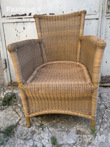 Ратанов  стол