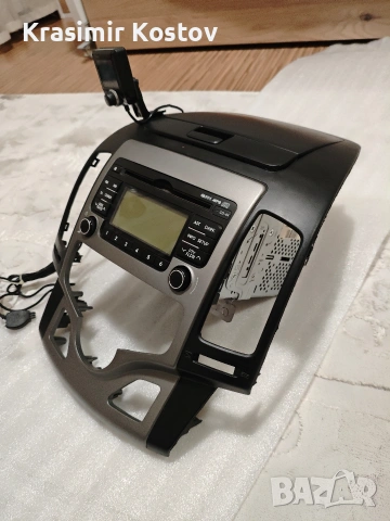 Оригинално радио / cd за Хюндай i30, снимка 2 - Аксесоари и консумативи - 53762263