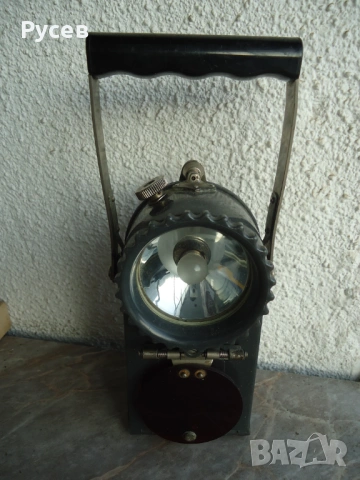 Стар сигнален фенер