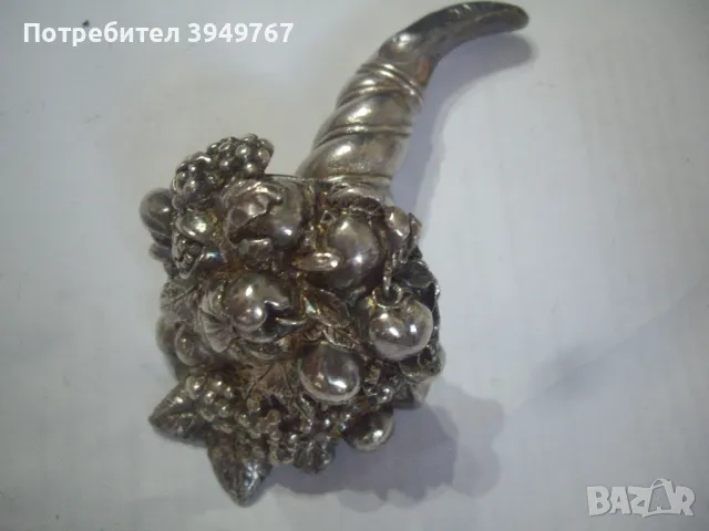 Старо интересно цвете.