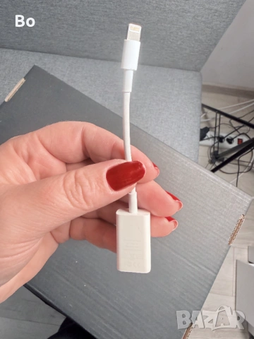 Apple Lightning към SD Card адаптер – оригинален, снимка 5 - Кабели и адаптери - 53462850