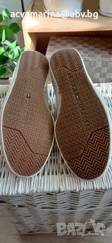 Сребристи сникърси Tommy Hilfiger №39 , снимка 4 - Маратонки - 56343849