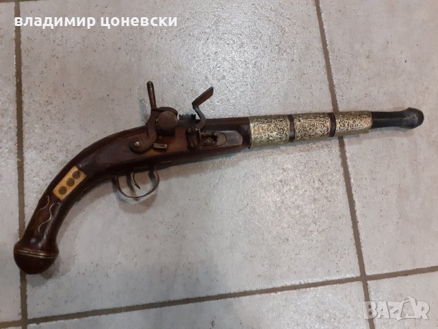 Много красив кремъчен пистолет,пищов,оръжие,пушка