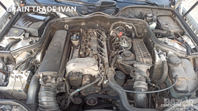 Mercedes-Benz E220 CDI, снимка 9 - Автомобили и джипове - 53759662