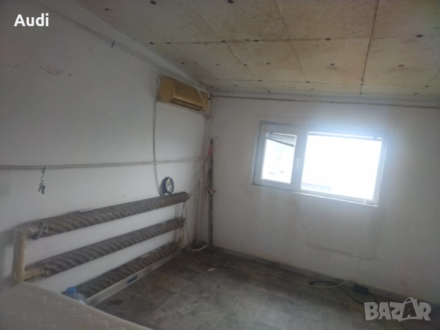 Давам под наем таванско ателие за съхранение на багаж, лични вещи Идеален център на гр. Разград, снимка 3 - Апартаменти - 52794922