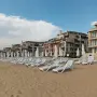 Уютен апартамент на брега на морето в Обзор Бийч Резорт с изглед към плажа Obzor Beach Resort , снимка 13