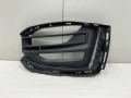 Оригинлна дясна решетка за BMW F40 7459716, снимка 1