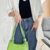 Нова дамска чанта зелена,  с дълга и къса дръжка , снимка 2 - Чанти - 32719279