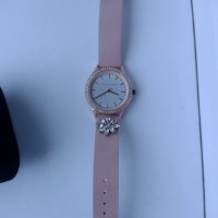 Дамски часовник Adrienne Vittadini rose gold watch, снимка 4 - Дамски - 41578203