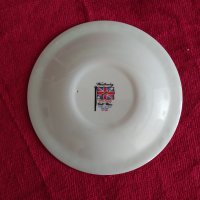 Колекционерска порцеланова чинийка г. Англия. маркирана., снимка 2 - Антикварни и старинни предмети - 41226219
