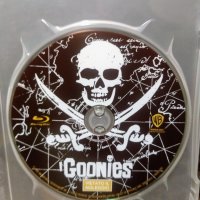 Дяволчетата / Gunnies - Блу Рей диск/Blu Ray disc/без Бг субтитри , снимка 1 - Blu-Ray филми - 39067947