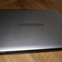 Лаптоп Toshiba Satellite L300-1AM, снимка 2 - Лаптопи за дома - 41907564