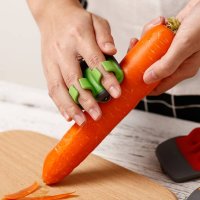 Ръчна белачка за плодове и зеленчуци за два пръста, снимка 1 - Аксесоари за кухня - 44501403