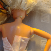 Два броя кукли Barbie Mattel 1976 Nuca - Mattel 1966, снимка 5 - Колекции - 36239448