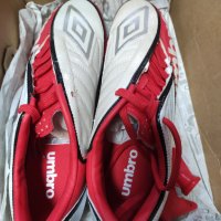 Футболни обувки , снимка 1 - Футбол - 40447335
