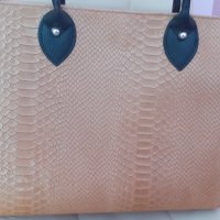Дамска чанта от естествена кожа, снимка 3 - Чанти - 39221632