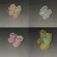 Ръчно плетени бебешки терлички, снимка 1 - Бебешки чорапи - 42366099