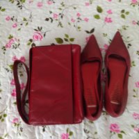 Дамски комплект, обувки и чанта, снимка 1 - Дамски елегантни обувки - 40049358