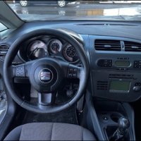Seat Leon 2.0 TDI 16V, снимка 12 - Автомобили и джипове - 44289319