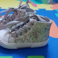 Детски обувки Kickers Kids, снимка 4 - Детски обувки - 39965166
