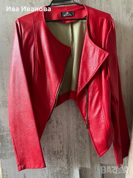 Червено кожено дамско яке, снимка 1