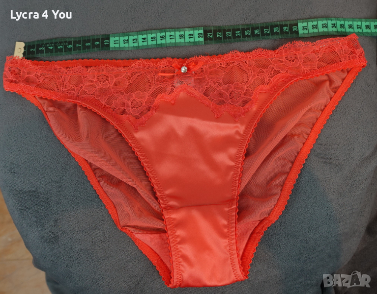 Качествена българска бикина М/Л размер от сатен и тюл, снимка 1