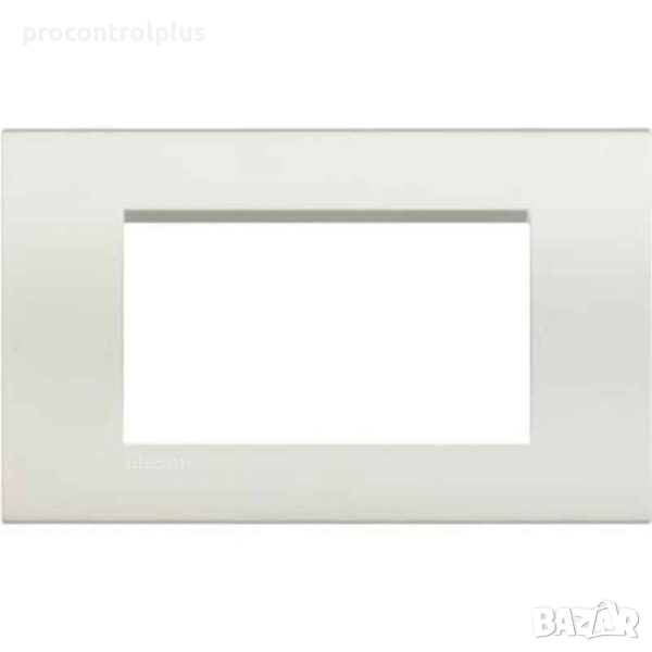 Продавам Рамка 4М Square White (BI) bticino Livinglight, снимка 1