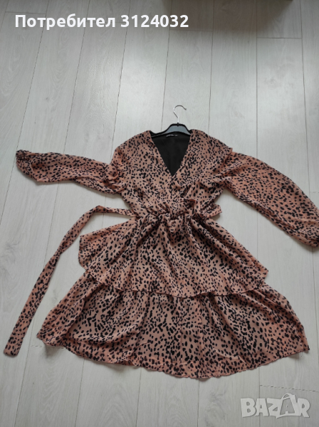 Продавам елегантна рокля , снимка 1