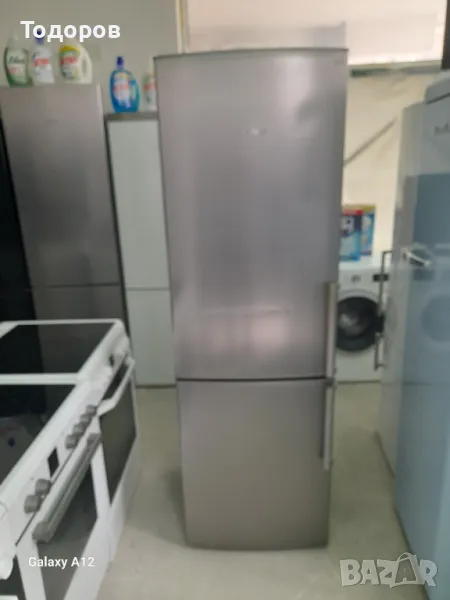 Хладилник с фризер NoFrost, Bosch KGN36Y42 , снимка 1