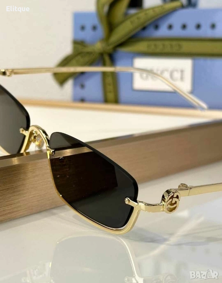 очила с черен обикновен калъф и ув защита Gucci, снимка 1
