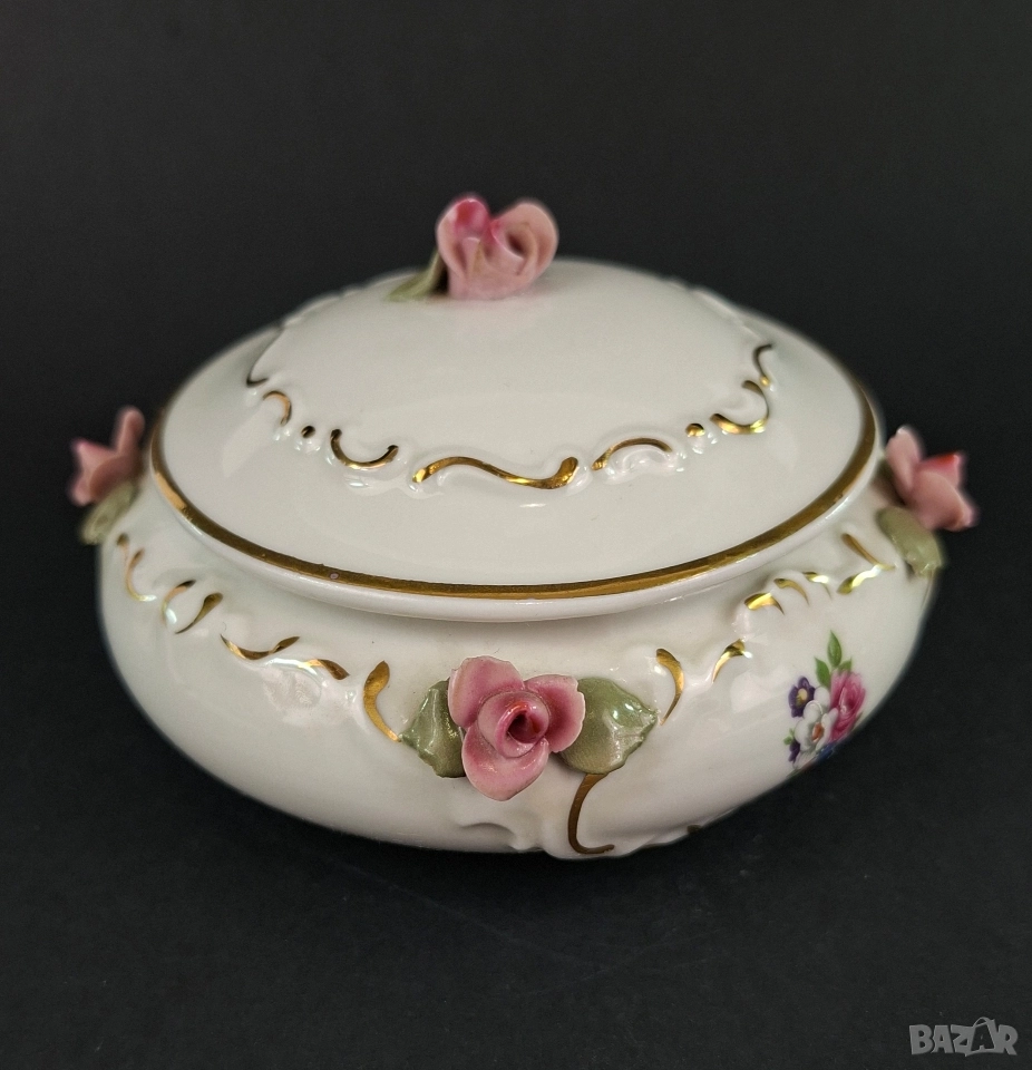 Кръгла бижутерка Sandizell, Dresden, снимка 1