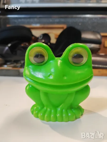Стара руска детска играчка - жабче, снимка 1