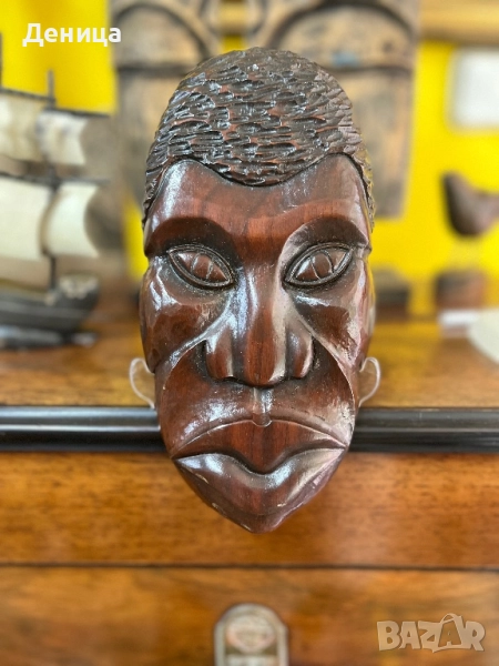 Автентична и стара маска от Куба Много добро винтидж състояние на поне 40 години , снимка 1