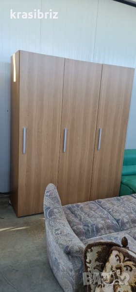 Гардероб три крила , снимка 1