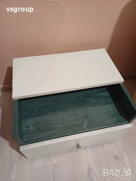 Нощно шкафче, снимка 1