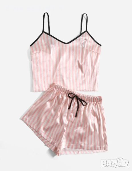 Луксозна сатенена пижама в розов, снимка 1