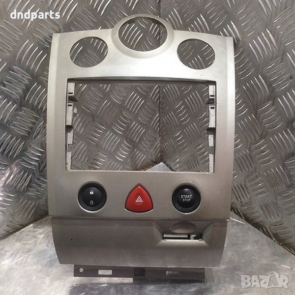 Централна конзола за Renault Megane CC, 2004г., снимка 1