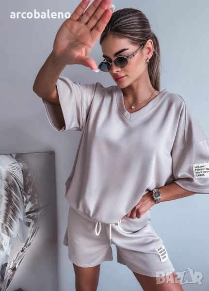 Дамски летен комплект / блуза + шорти, снимка 1