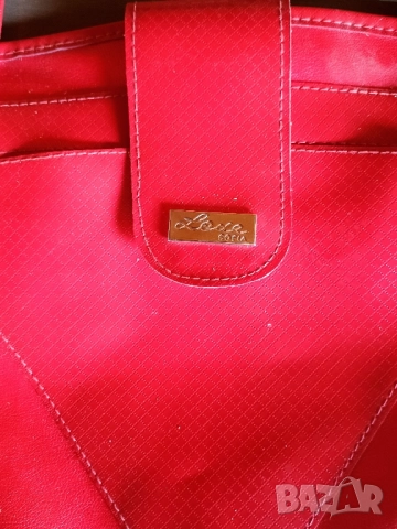 Стилна българска дамска чанта рубинено червен цвят , снимка 2 - Чанти - 51444729