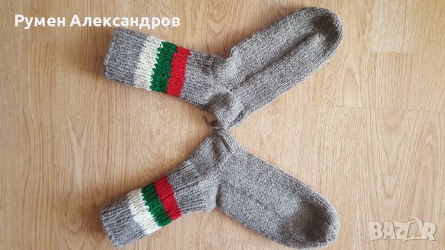 Домашни вълнени чорапи и терлици ръчна изработка, снимка 2 - Мъжки чорапи - 41689558