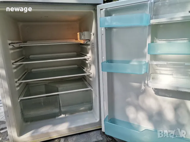 Продавам запазен и икономичен хладилник Siemens (Модел: KT16R421/01). , снимка 3 - Хладилници - 55926381
