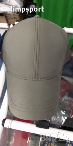 шапка с козирка с регулация нова