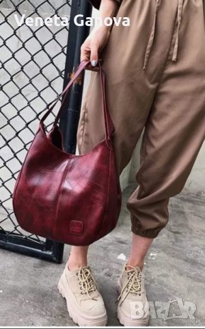 Дамска чанта в черно или бордо  с три прегради, снимка 5 - Чанти - 41787237