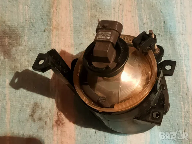 Халоген - фар за мъгла десен за VW Golf Plus EOS Touran Caddy, снимка 5 - Части - 50339143