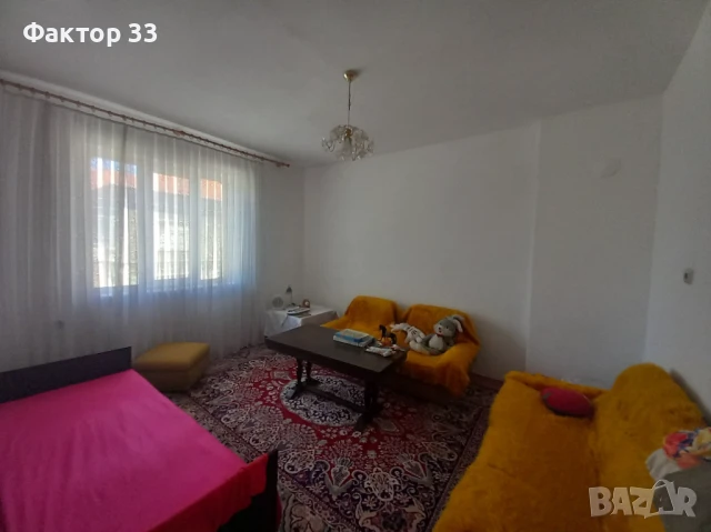 САНИРАНА  КЪЩА с ДВОР и МАГАЗИН  в ЦЕНТЪРА НА гр. КОСТЕНЕЦ, снимка 12 - Къщи - 50561519