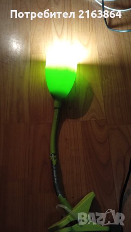 Лампa за четене с щипка, снимка 3 - Настолни лампи - 42551859